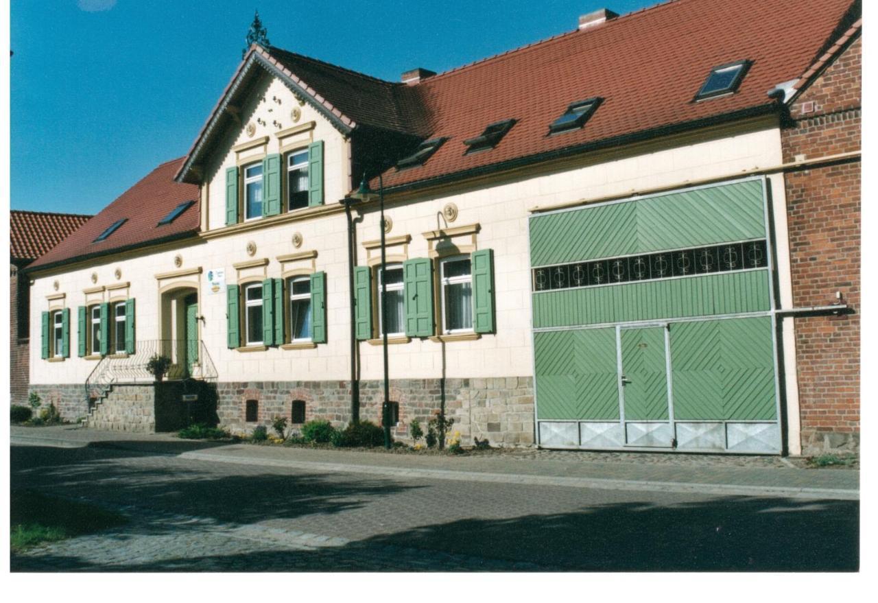 Pension Güldenpfennig Tangermünde Exterior foto